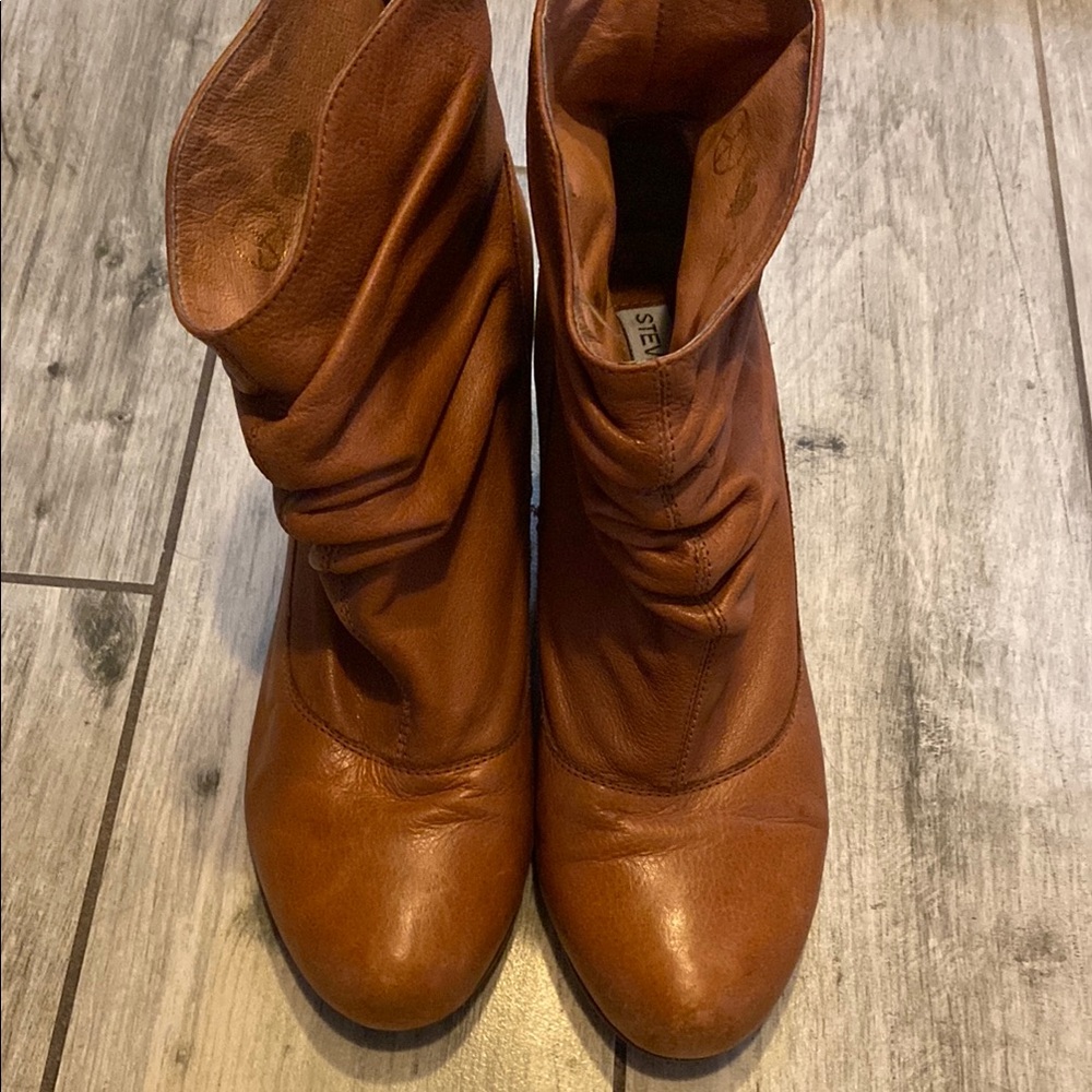 Steve Madden Brown Ankle Boots size 8.5